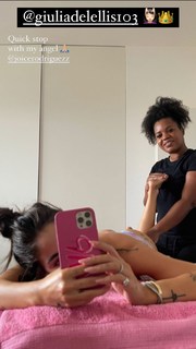 Giulia De Lellis feet photo thumbnail