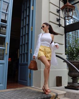 Giulia De Lellis feet photo thumbnail