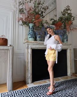 Giulia De Lellis feet photo thumbnail