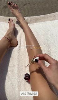 Giulia De Lellis feet photo thumbnail