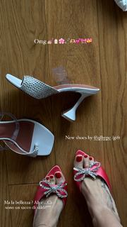 Giulia De Lellis feet photo thumbnail