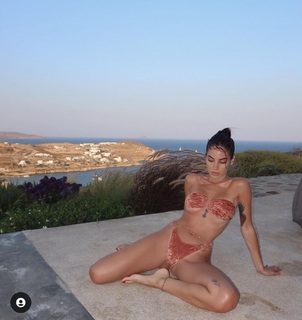 Giulia De Lellis feet photo thumbnail