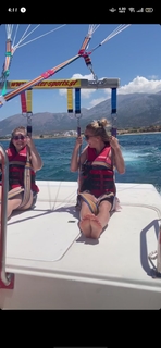 Giulia Gwinn feet photo thumbnail