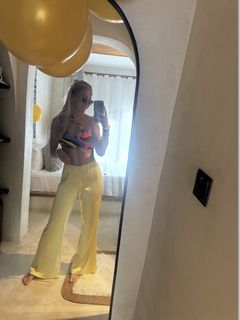 Giulia Gwinn feet photo 5