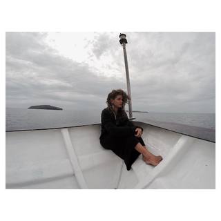 Giulia Michelini feet photo thumbnail