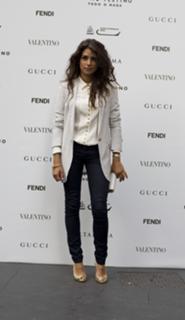 Giulia Michelini feet photo thumbnail