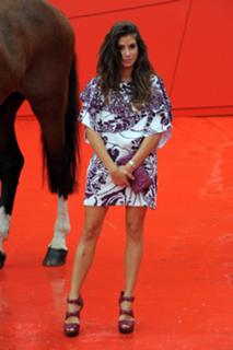 Giulia Michelini feet photo thumbnail