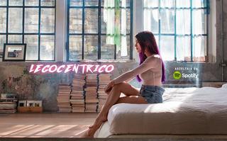 Giulia Penna feet photo thumbnail