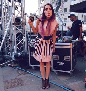 Giulia Penna feet photo thumbnail