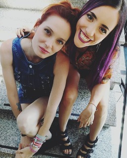 Giulia Penna feet photo thumbnail