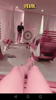 Giulia Penna feet photo thumbnail