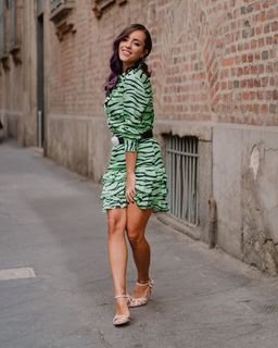 Giulia Penna feet photo thumbnail
