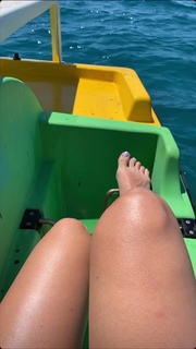 Giulia Penna feet photo thumbnail