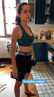 Giulia Penna feet photo thumbnail
