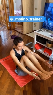 Giulia Penna feet photo thumbnail