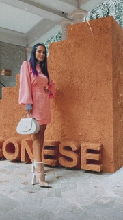 Giulia Penna feet photo thumbnail