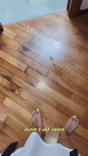 Giulia Penna feet photo thumbnail