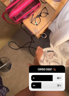 Giulia Penna feet photo thumbnail