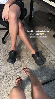 Giulia Penna feet photo thumbnail