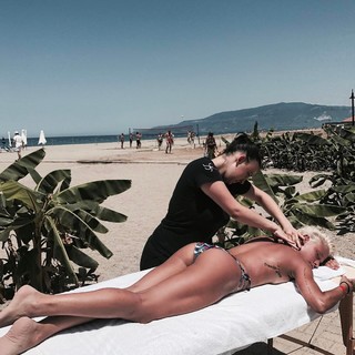 Giulia Provvedi feet photo thumbnail