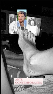 Giulia Provvedi feet photo thumbnail