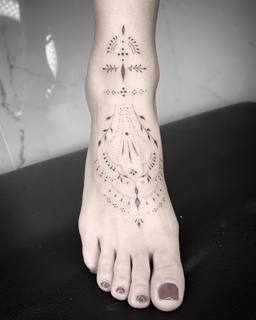 Giulia Provvedi feet photo thumbnail