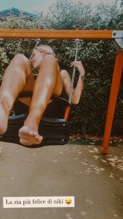 Giulia Provvedi feet photo thumbnail