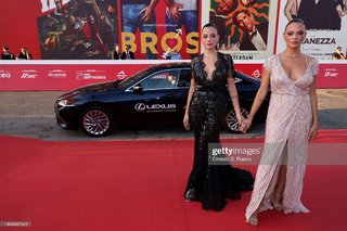Giulia Provvedi feet photo thumbnail