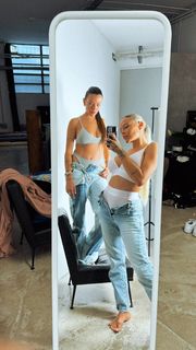 Giulia Provvedi feet photo thumbnail