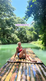 Giulia Provvedi feet photo thumbnail