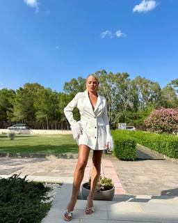 Giulia Provvedi feet photo thumbnail