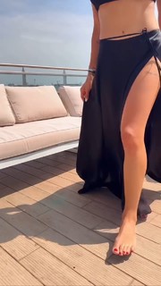 Giulia Provvedi feet photo thumbnail