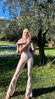 Giulia Provvedi feet photo thumbnail