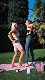 Giulia Provvedi feet photo thumbnail