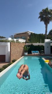 Giulia Provvedi feet photo thumbnail