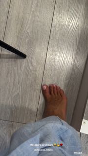 Giulia Provvedi feet photo thumbnail
