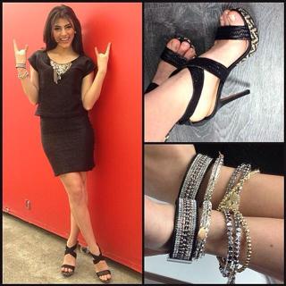 Giulia Salemi feet photo thumbnail