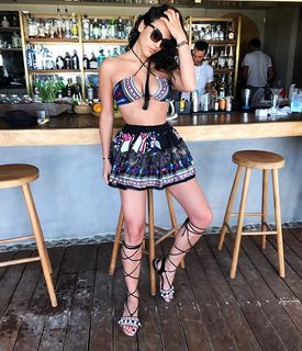 Giulia Salemi feet photo thumbnail