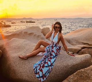 Giulia Salemi feet photo thumbnail