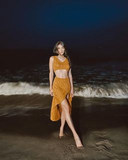 Giulia Salemi feet photo thumbnail