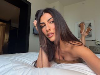 Giulia Salemi feet photo 3