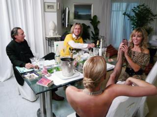 Giulia Siegel feet photo thumbnail