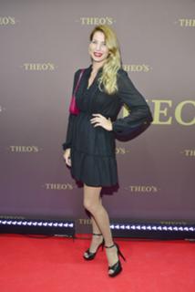 Giulia Siegel feet photo thumbnail