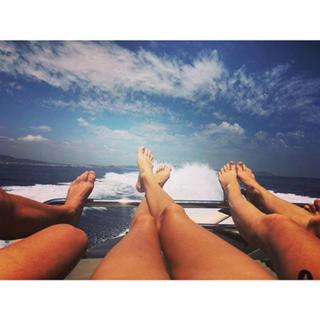 Giulia Siegel feet photo thumbnail