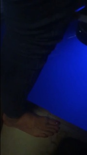 Giulia Siegel feet photo thumbnail