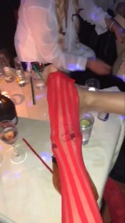 Giulia Siegel feet photo thumbnail