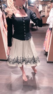 Giulia Siegel feet photo thumbnail