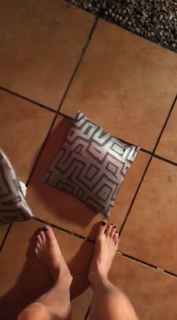 Giulia Siegel feet photo thumbnail