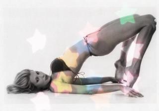 Giulia Siegel feet photo thumbnail