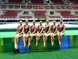 Giulia Steingruber feet photo 2